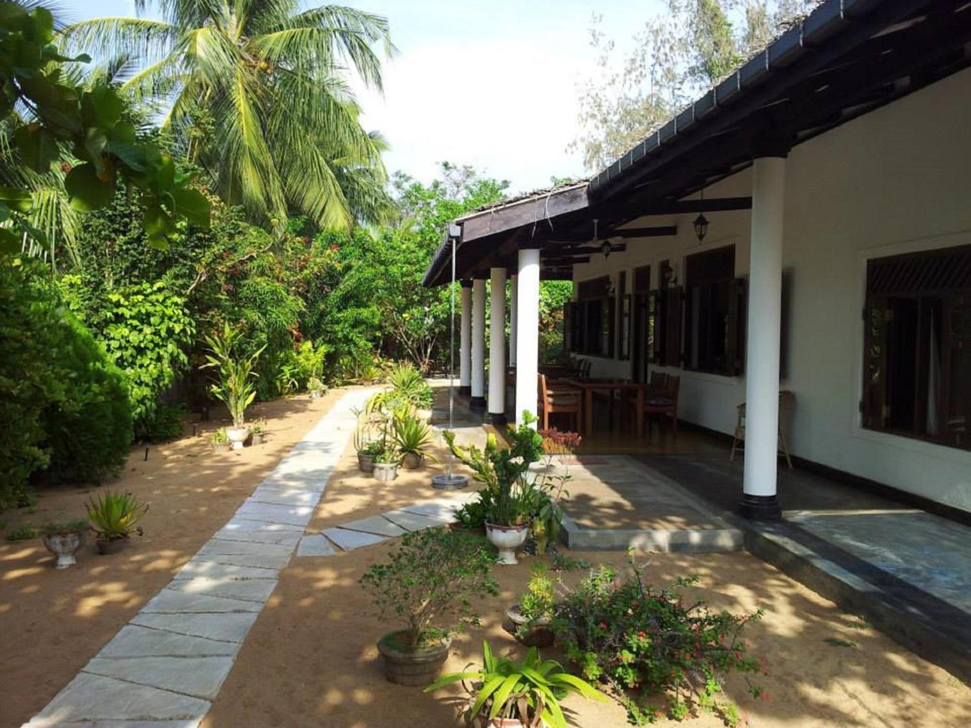 The Danish Villa Resort Arugam Bay Exterior foto